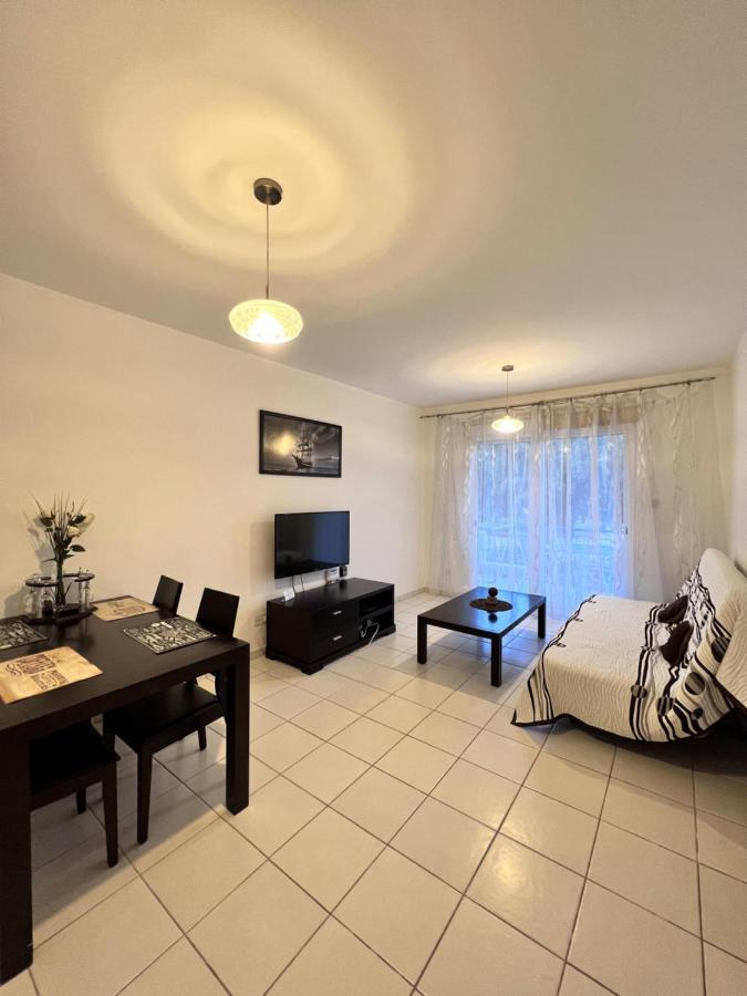 Iris Village Pafos Zewnętrze zdjęcie