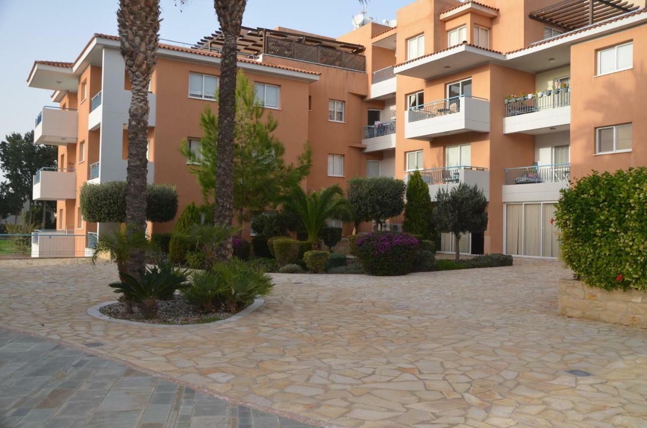 Iris Village Pafos Zewnętrze zdjęcie