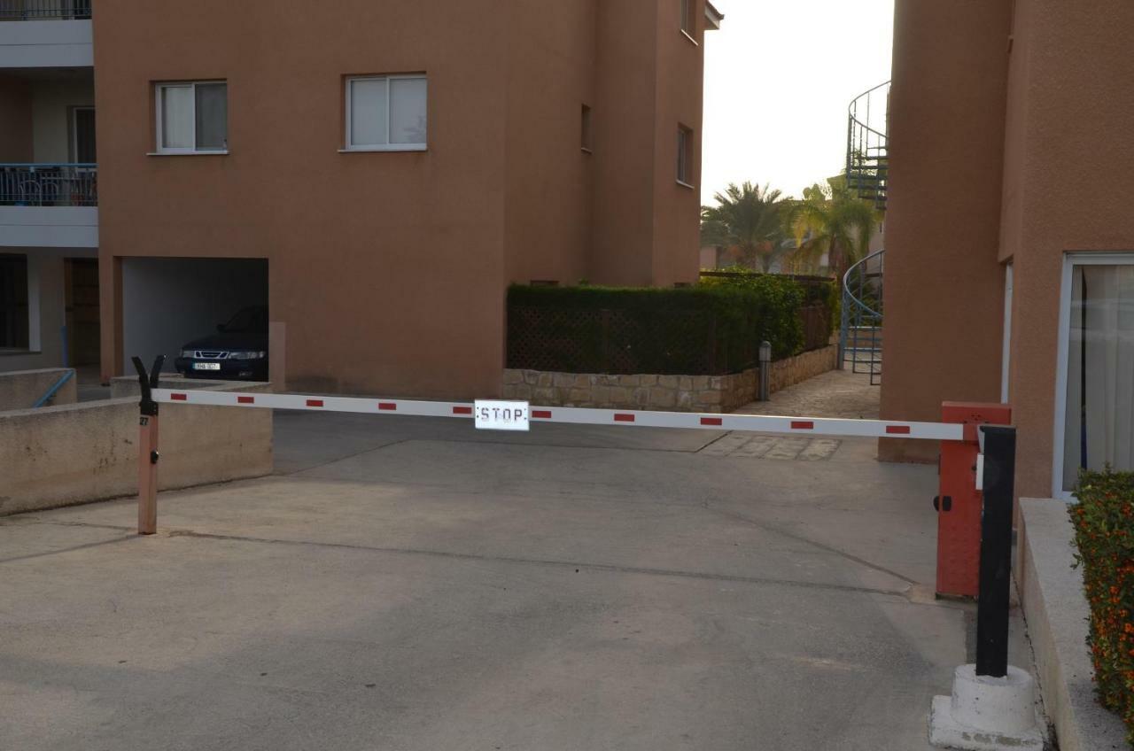 Iris Village Pafos Zewnętrze zdjęcie